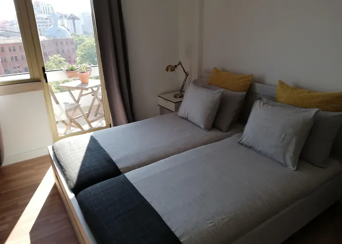 Republica 83 - Campo Pequeno Home